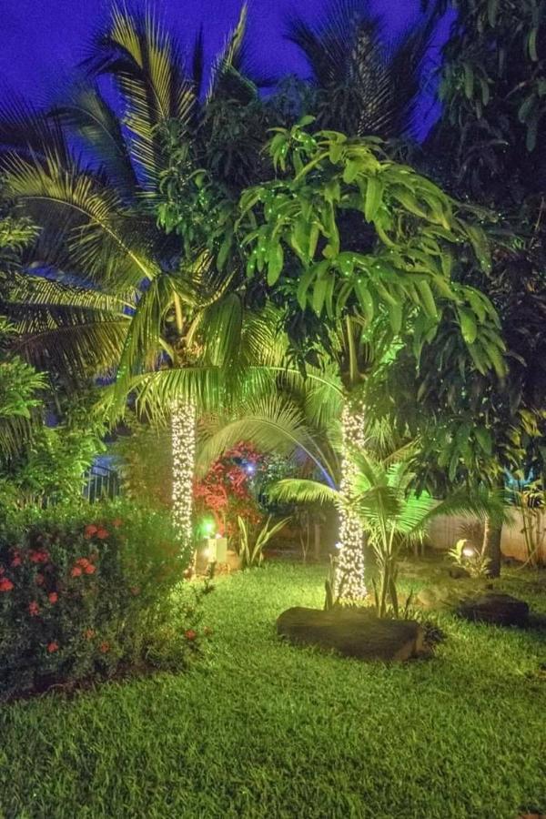 Nuch'S Apple Guest House Si Bun Ruang ภายนอก รูปภาพ
