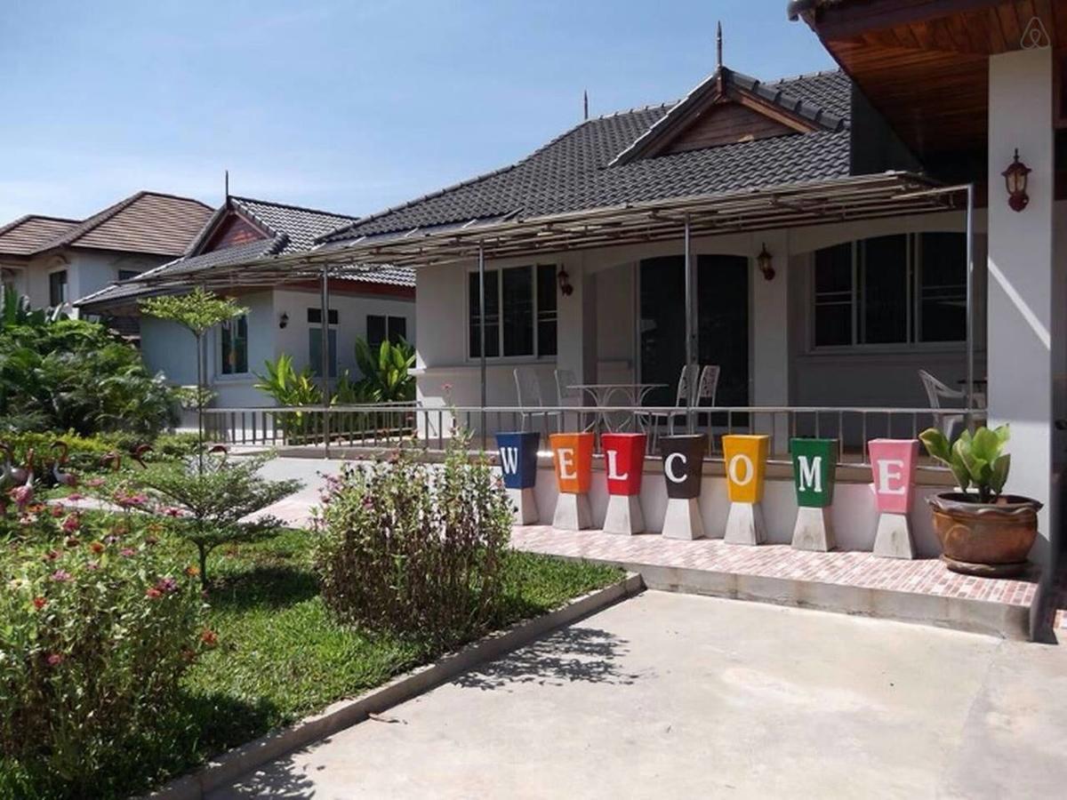 Nuch'S Apple Guest House Si Bun Ruang ภายนอก รูปภาพ