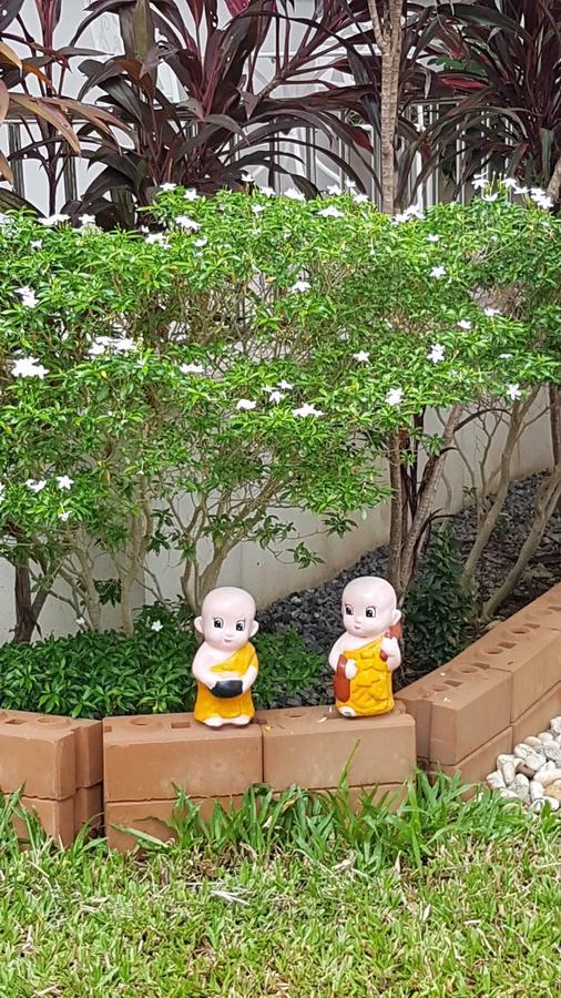 Nuch'S Apple Guest House Si Bun Ruang ภายนอก รูปภาพ