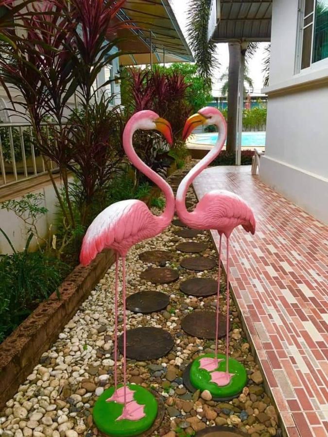 Nuch'S Apple Guest House Si Bun Ruang ภายนอก รูปภาพ